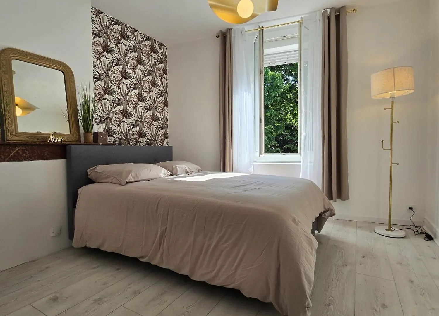 Charmant Appartement Chambre, Cuisine Et Salle De Bain Avec Balcon Sur Jardin Massey Tarbes 0*,  França